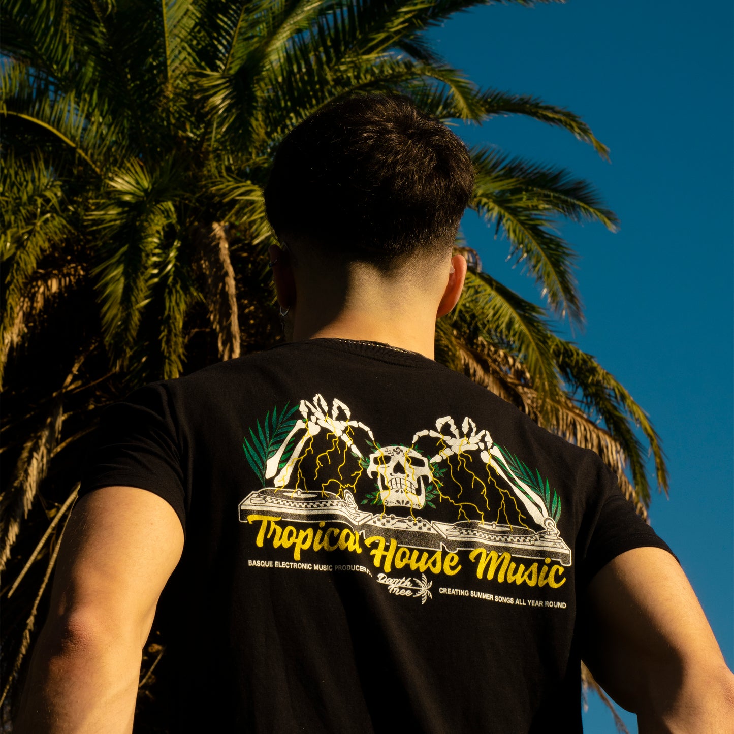 Camiseta Tropical House de algodón orgánico